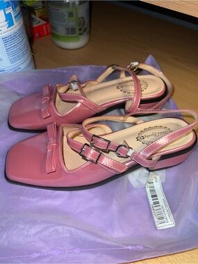 Pink Patent Slingback Low Heel Sandals
